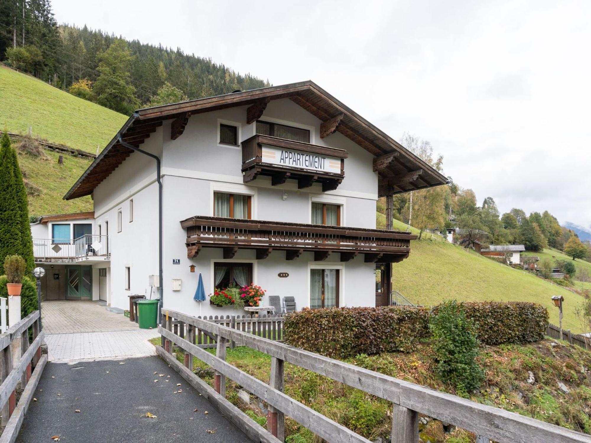 Beautiful Apartment in Zell am See near Ski Area Exterior foto